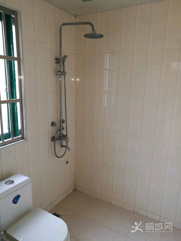 4QEkJ2Bs48l8.jpg