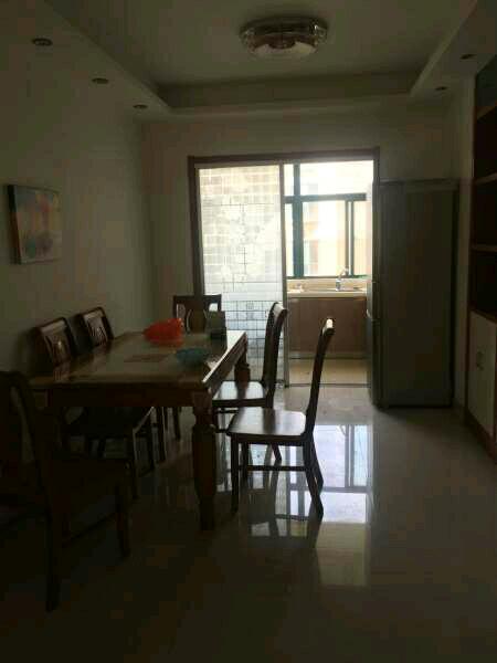 house_3fcb27a9-ea53-49ef-ba2f-a2b48e756421_big.jpeg