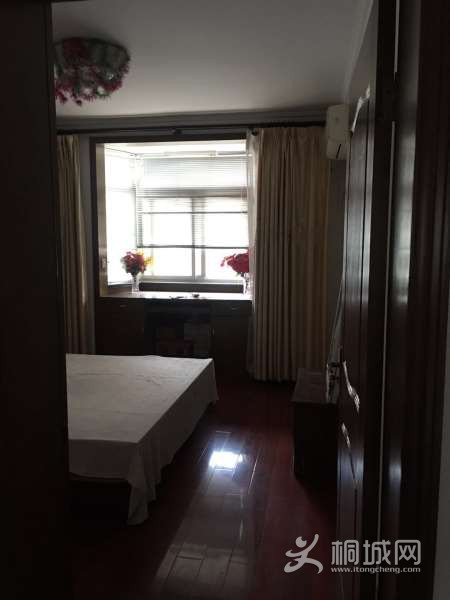 House_488c9e5d-5585-4ad3-a597-d86049ebd796_big.jpg