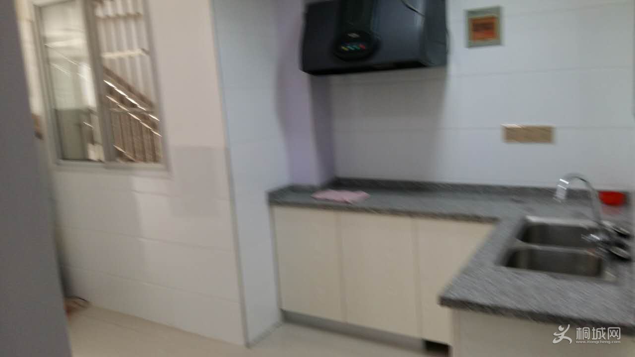 103.jpg