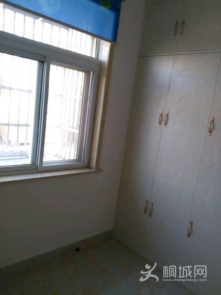 House_1d118eb8-af00-480c-9754-a4af8b5e2d3f_big.jpg