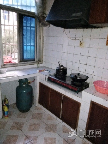 House_994150ea-b005-45fd-a73b-d73b00b54bf2_big.jpg