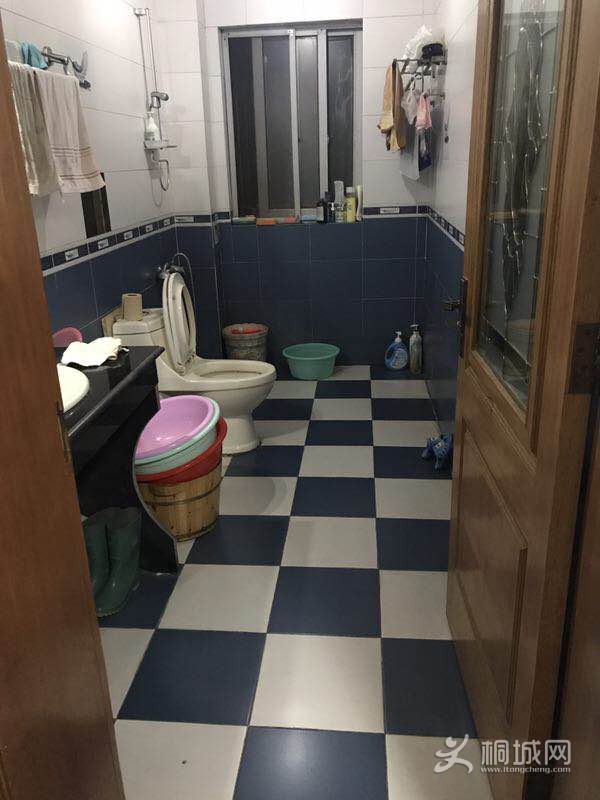 819686307949571649.jpg