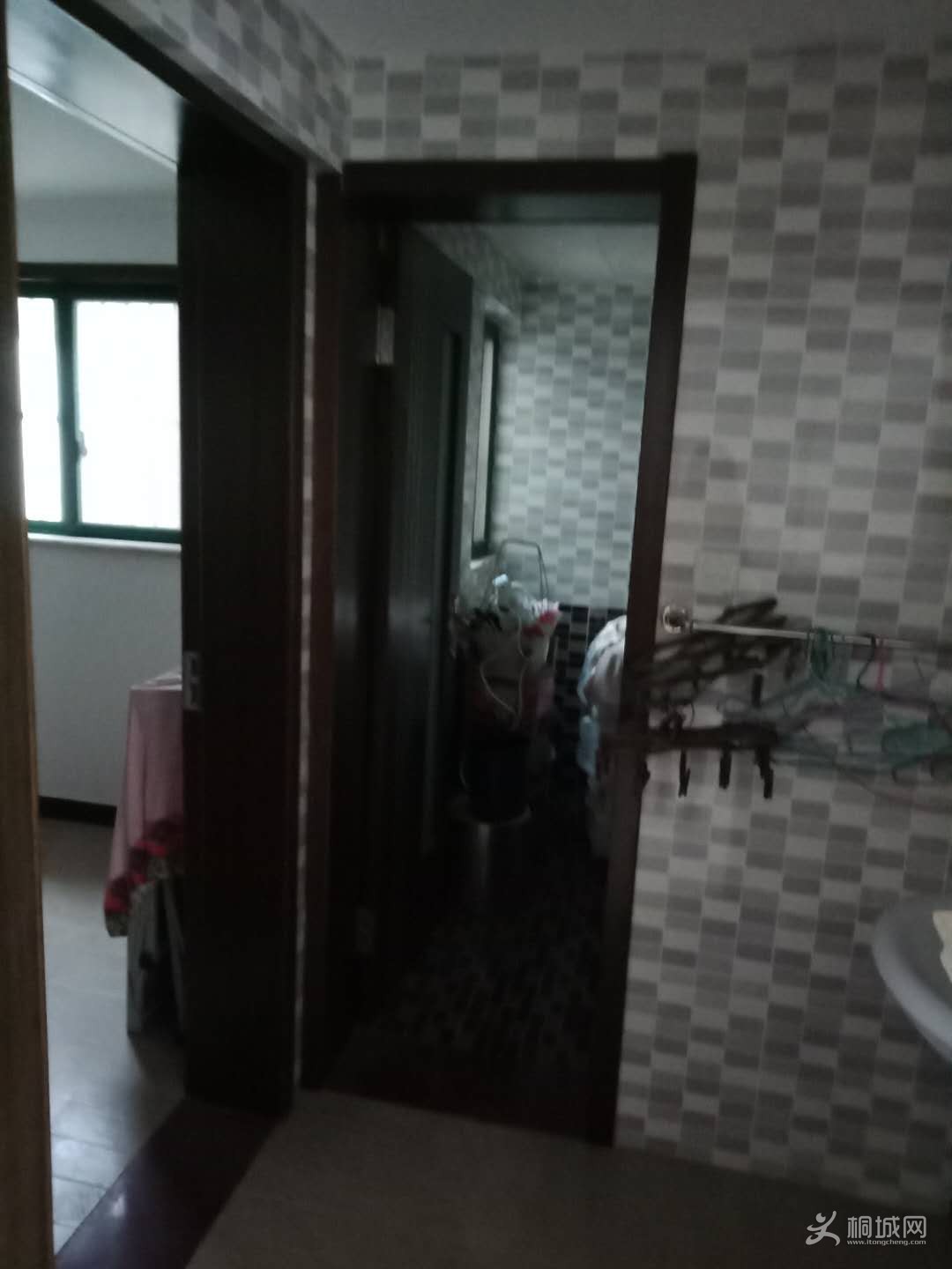 604071254153359853.jpg