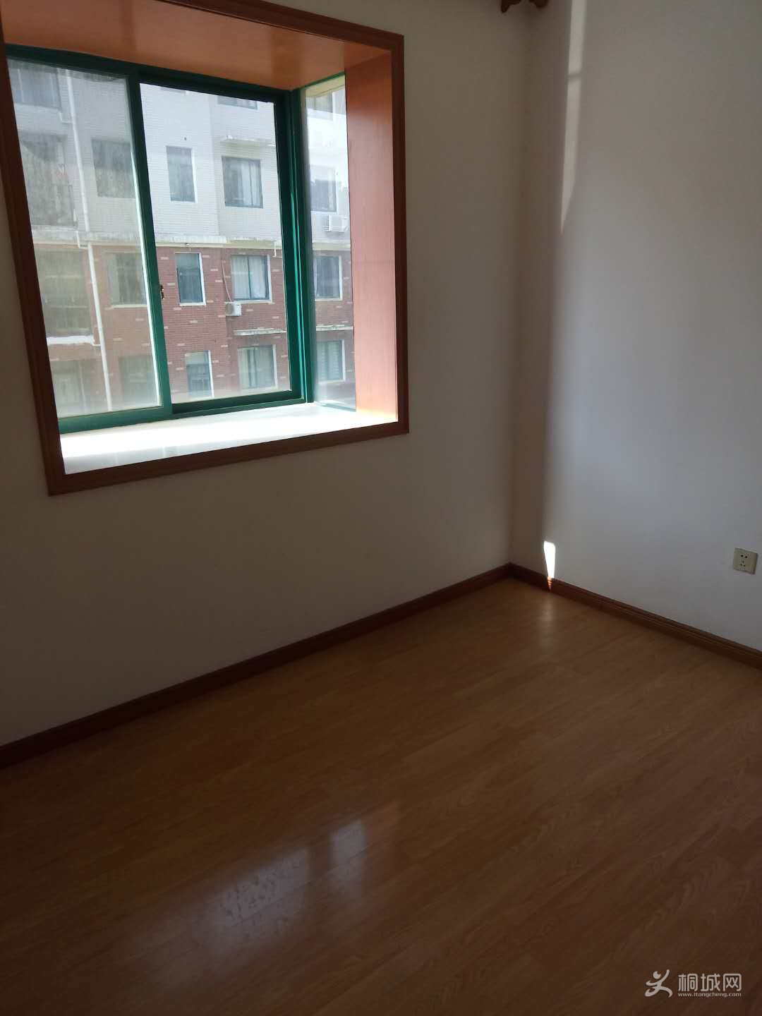 n2.jpg