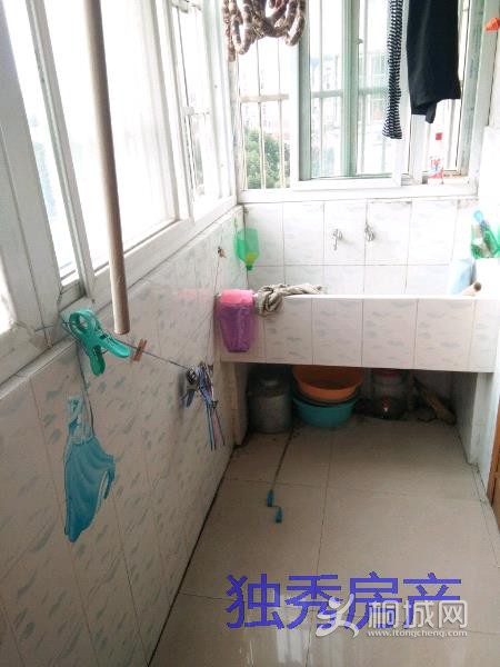 House_d1a59a23-c1cf-49d7-a022-27cf84d010fa_big.jpg