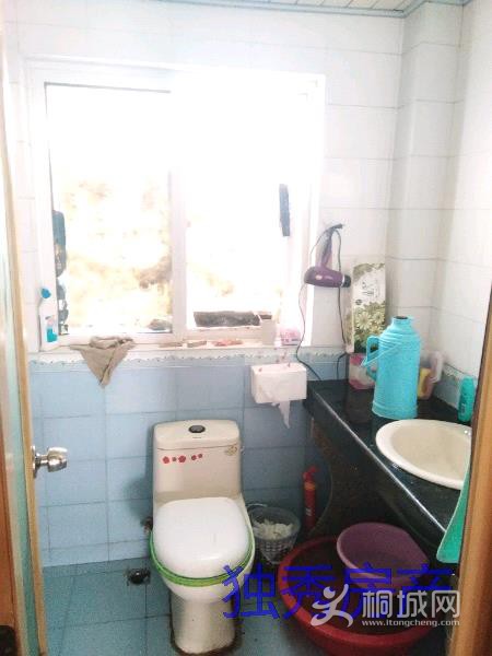 House_e4502f01-fb75-4780-9fd3-6b7b75178efb_big.jpg