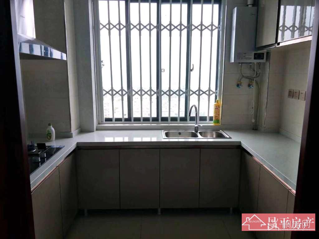 House_b2371916-9b83-4c4b-8299-8a939db46015_big.jpg