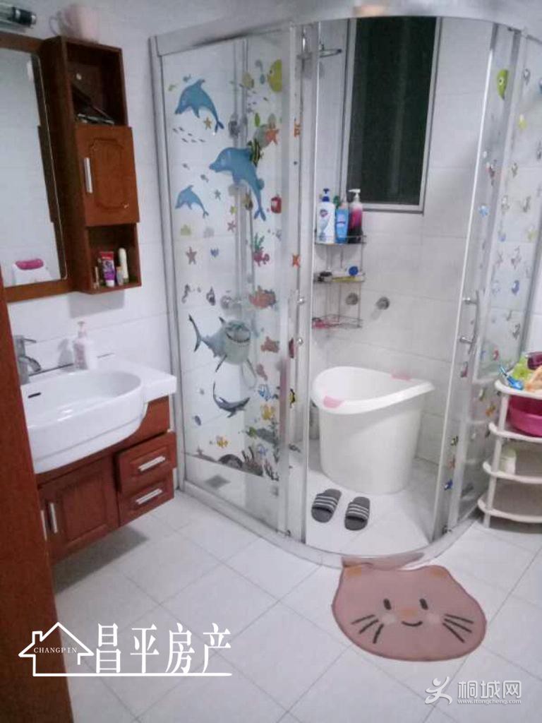 House_8ac3f4d2-99d9-4e94-af73-e0235b008951_big.jpg