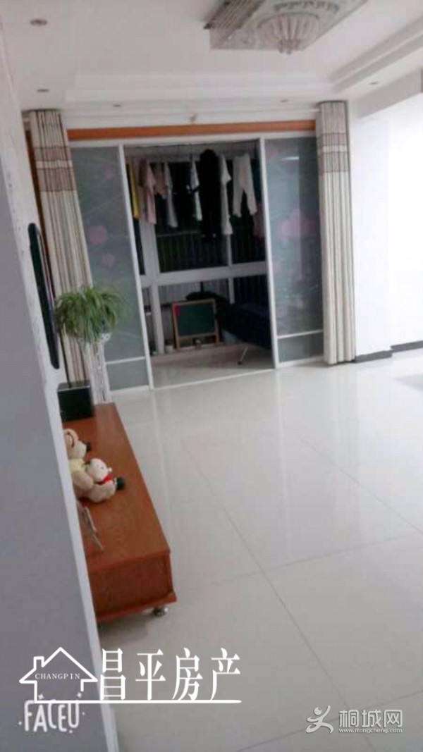 House_b4946587-c6b1-48da-b6ae-34b4041c9676_big.jpg