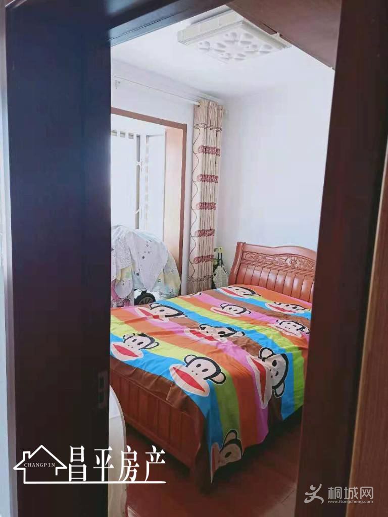 ZyjCS1u0LuKEHUB8AAAAAC_aoKw240.jpg