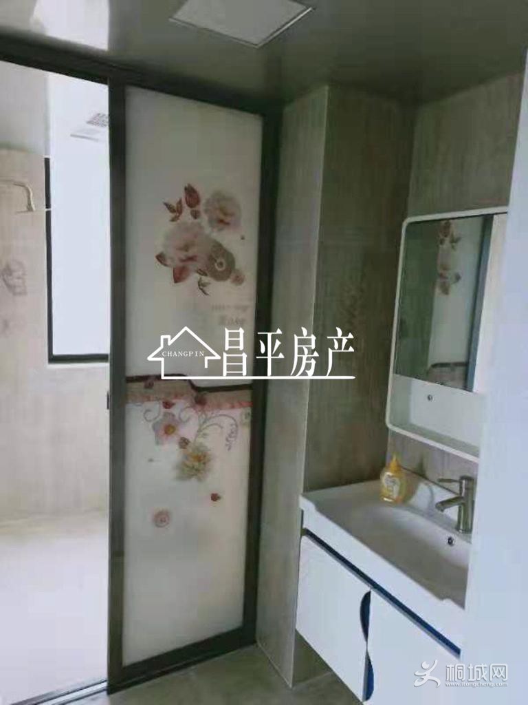 House_b0b1334b-2a53-4d39-901b-29675e1bccf1_big.jpg