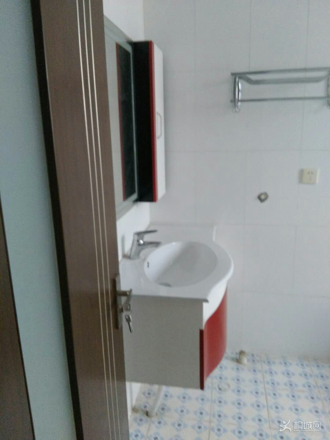 mmexport1524727436408.jpg