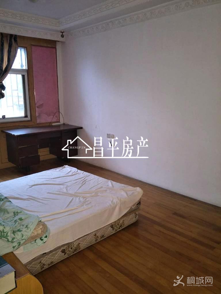 House_ec22a091-09a6-424f-85d3-05a5110e40ae_big.jpg