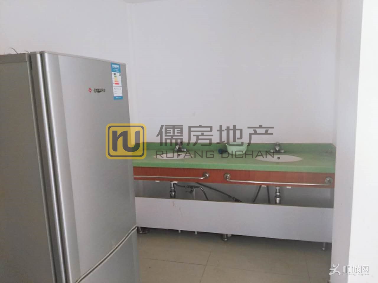 f52c7b1fd9566b9851b6ff90e214e4b.jpg