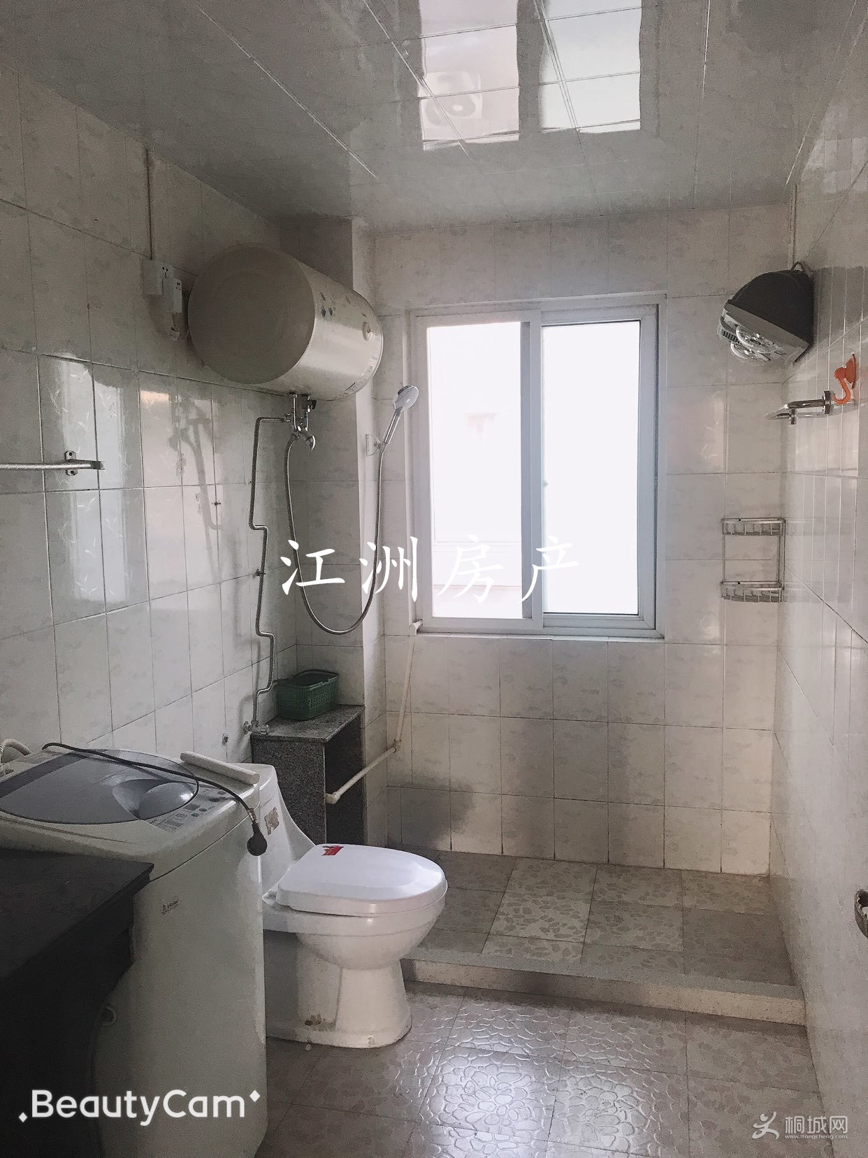 n_v29aacb652e80a4bbb8b6fea00e41b99d4.jpg