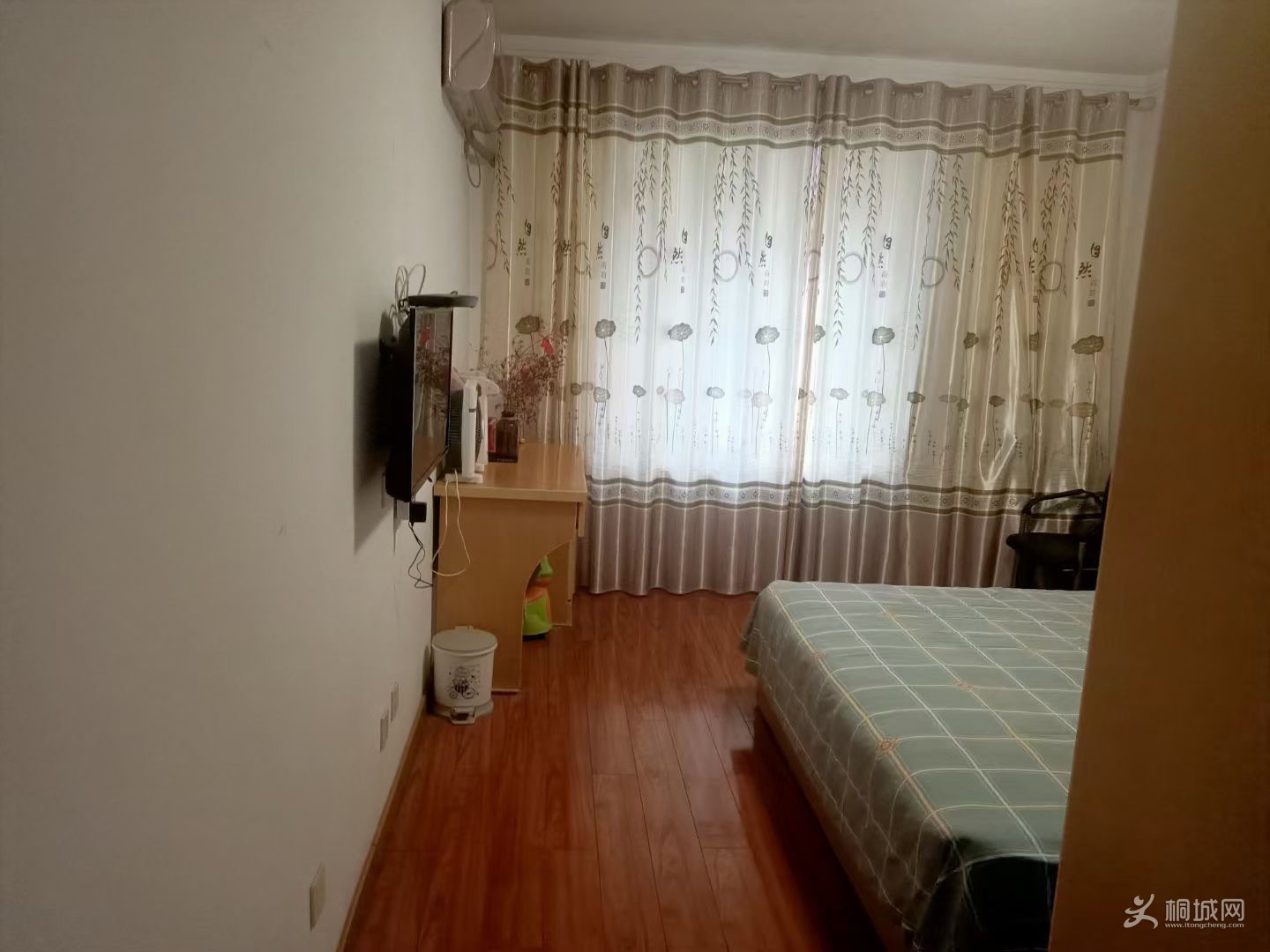 bdc041bf179645f6013f322db1b70c8.jpg