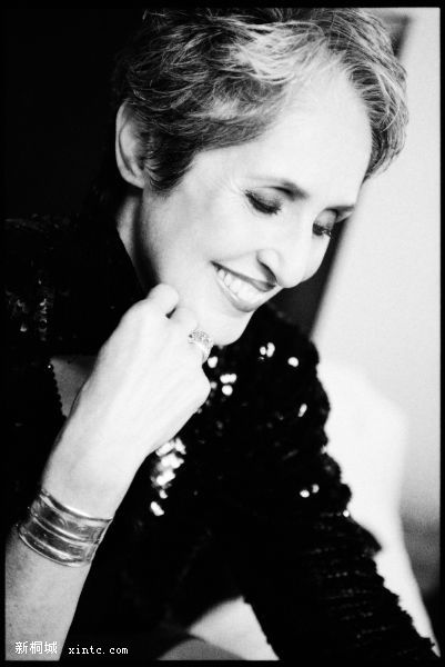 Joan Baez.jpg