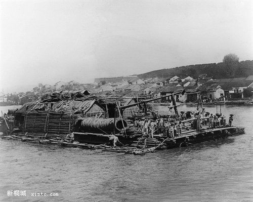 ���ӽ��ϵ�ľ����ׯ����������壺��Ⱥ, �����֯, �ӵ�����, ��������ѿ���� .gif