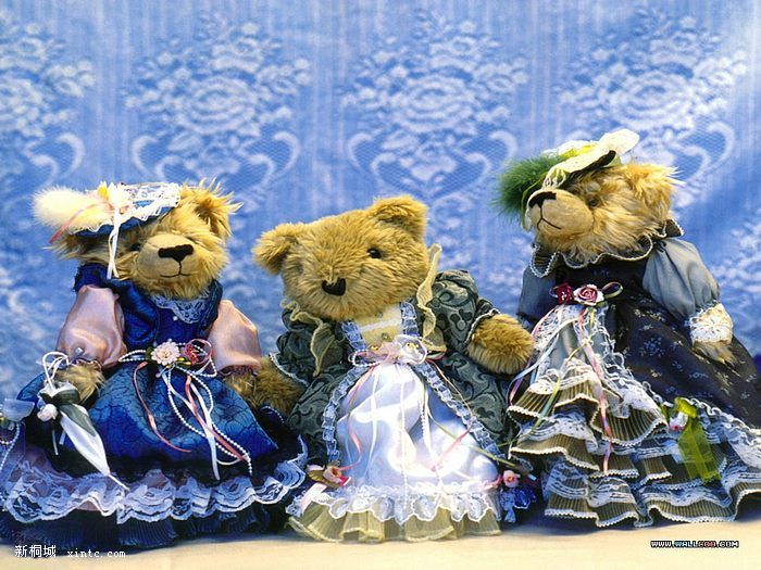 10-Teddies_October.jpg