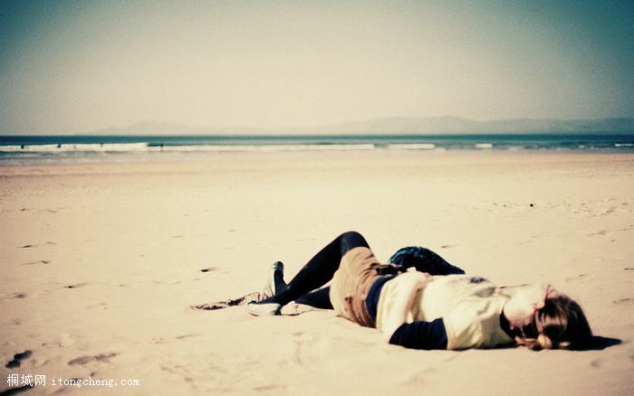 [wallcoo_com]_LOMO_lomography_Tullan Strand.jpg