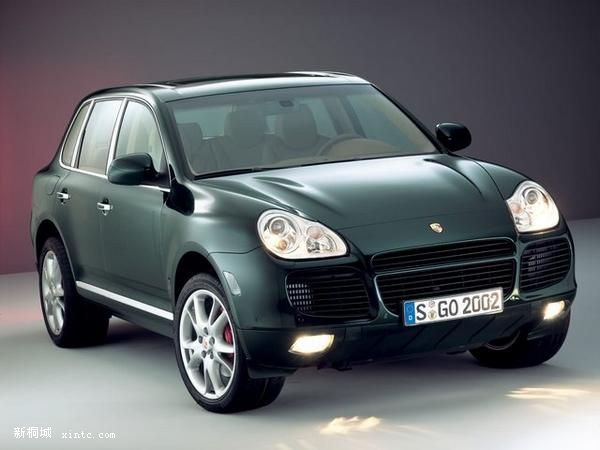 Car_Porsche_Cayenne_2003_029_mthumb.jpg