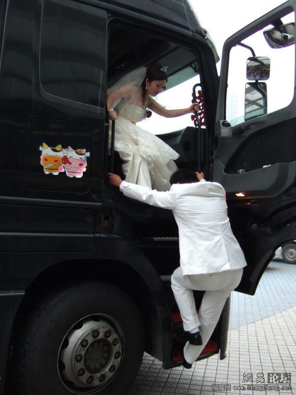 20081103_45f66dbce7c48d583fe5FzoWdyO4h1ao.jpg