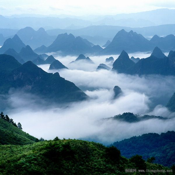 ������Ңɽ�ϣ��������㣬�С�����ʯƽ̨��