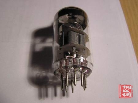12AU7.jpg