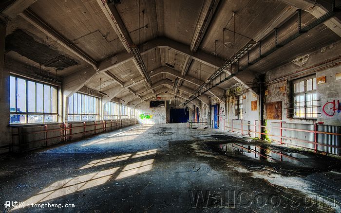 Wallcoo_com_Urban_Ruins_and_Abandoned_buildings_065f8dd2b.jpg
