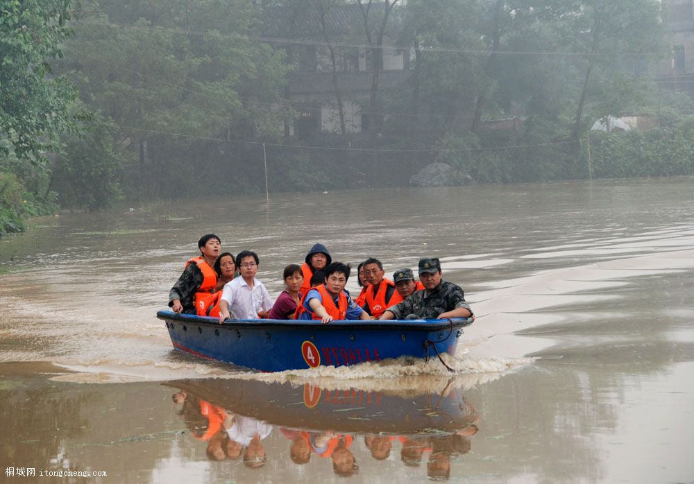 ͩ���д�ɳ���ذ����վ�Ԯ��ʵ